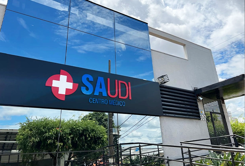 A Clínica Centro Médico Saudi