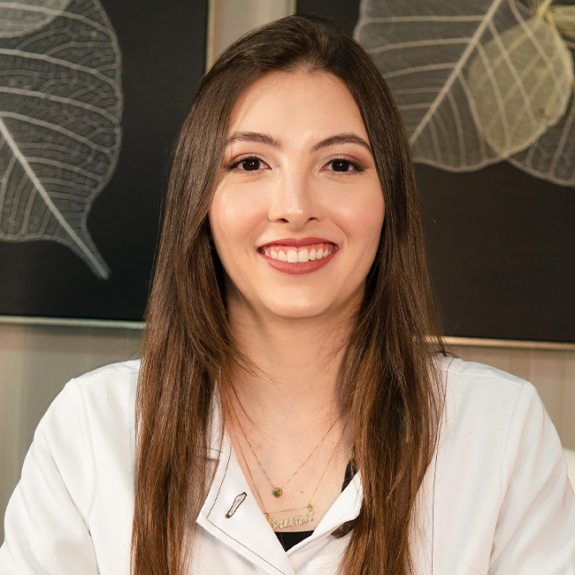 Dra. Bruna Silva Rodrigues Alves 